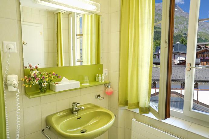 Imagen general del Hotel Thermal Hotels and Walliser Alpentherme Leukerbad. Foto 8