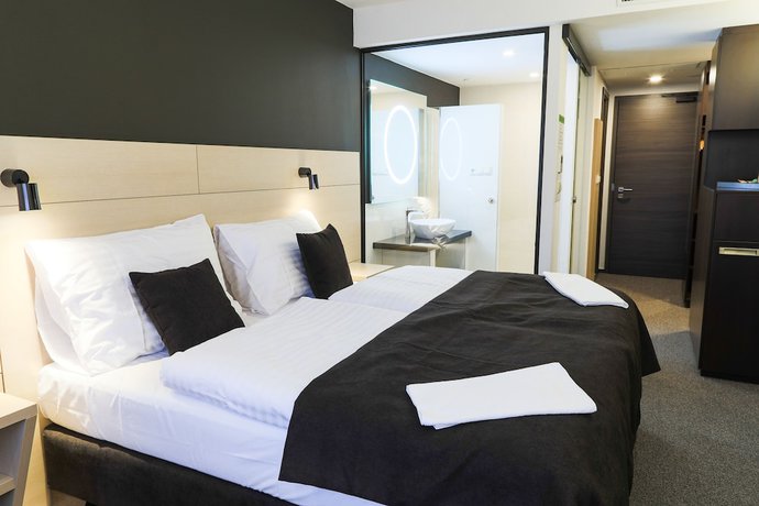 Imagen de la habitación del Hotel Thermal &Scaron;&Iacute;RAVA. Foto 13