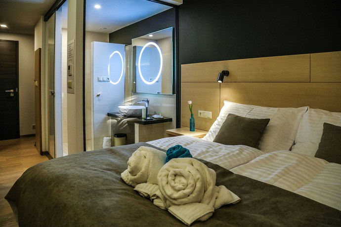 Imagen de la habitación del Hotel Thermal &Scaron;&Iacute;RAVA. Foto 14