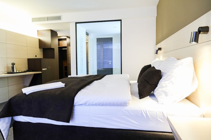 Imagen de la habitación del Hotel Thermal &Scaron;&Iacute;RAVA. Foto 15