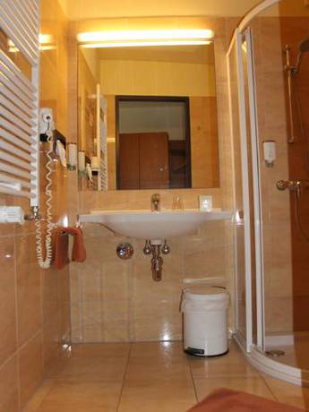 Imagen de la habitación del Hotel Thermalhotel Fontana. Foto 5