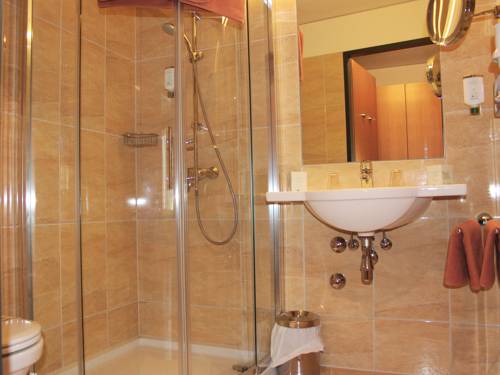 Imagen de la habitación del Hotel Thermalhotel Fontana. Foto 6