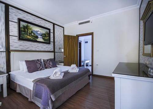 Imagen de la habitación del Hotel Thermalium Wellness Park. Foto 7