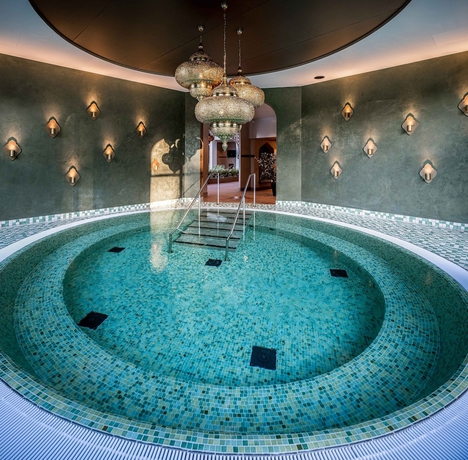 Imagen de la piscina del Hotel Thermen Berendonck. Foto 15