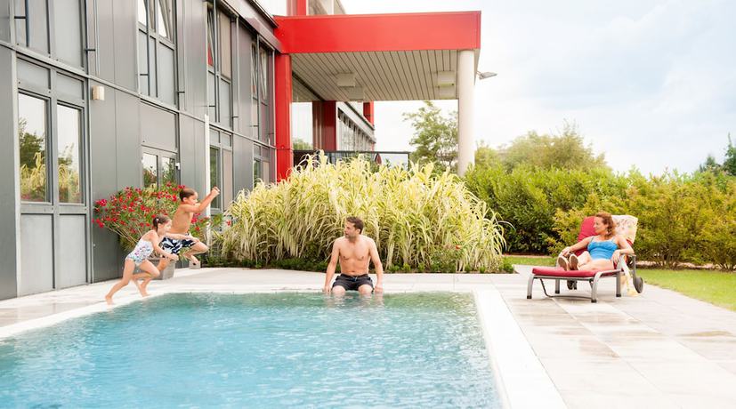 Imagen de la piscina del Hotel Thermenhotel All In Red. Foto 17