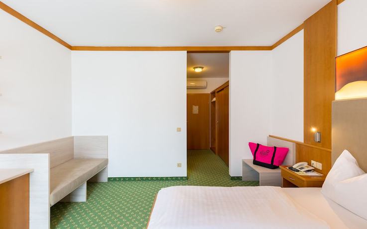 Imagen de la habitación del Hotel Thermenhotel Kurz. Foto 11