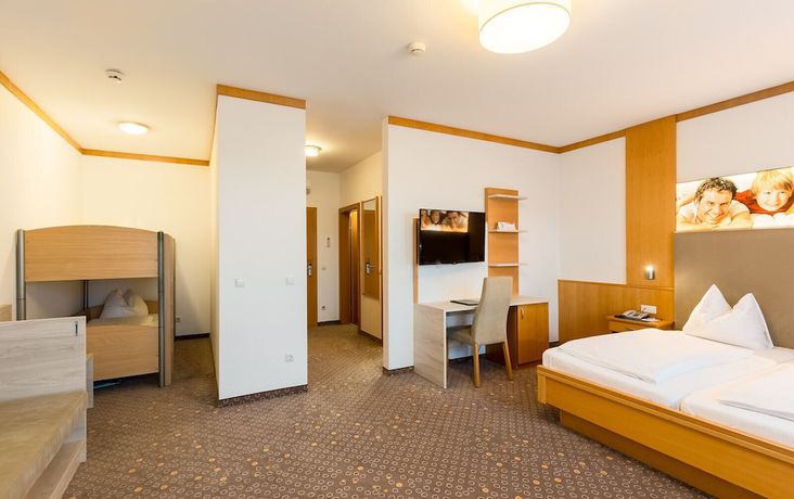Imagen de la habitación del Hotel Thermenhotel Kurz. Foto 17