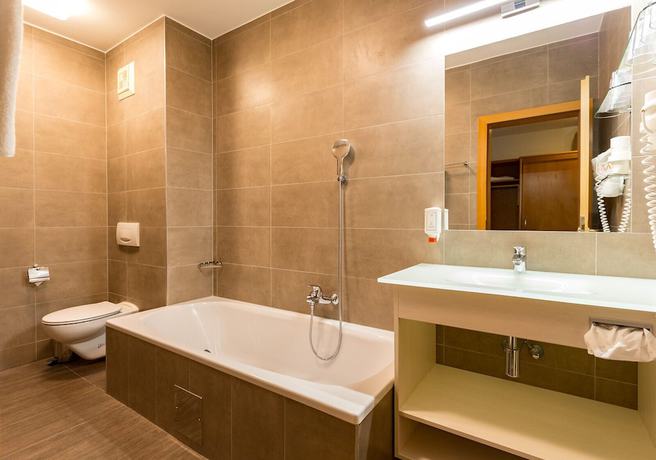 Imagen de la habitación del Hotel Thermenhotel Kurz. Foto 18