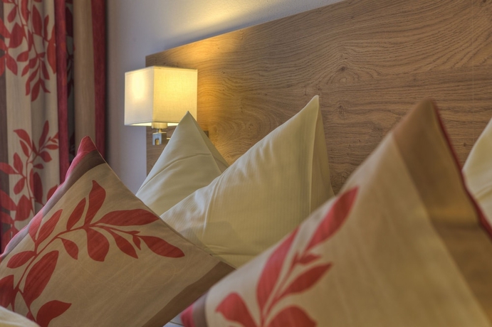 Imagen de la habitación del Hotel Thermenhotel Str&ouml;binger Hof Incl Therme Und Sauna. Foto 6