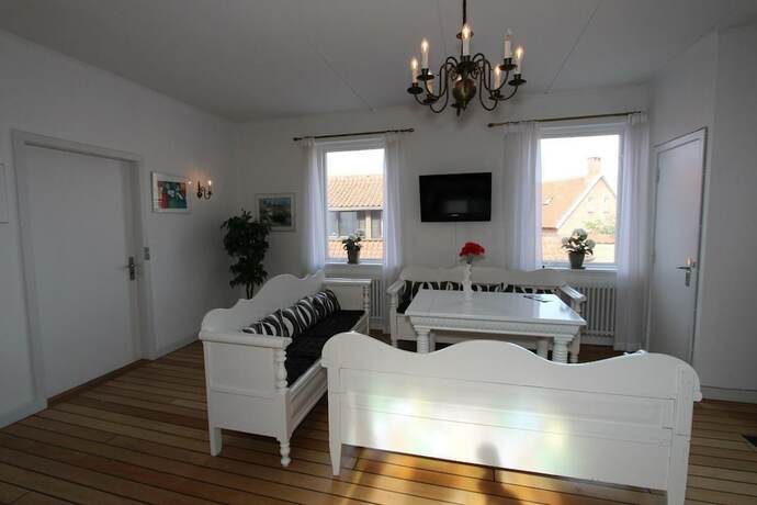 Imagen de la habitación del Hotel Therns. Foto 7