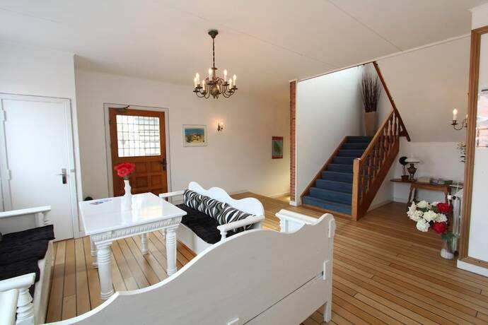 Imagen de la habitación del Hotel Therns. Foto 17