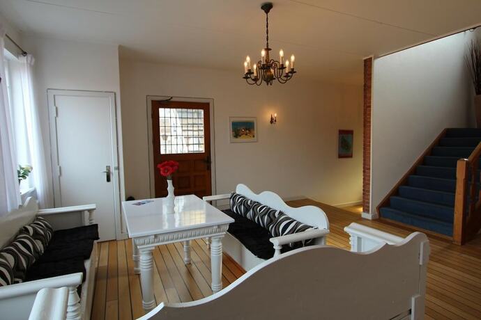 Imagen de la habitación del Hotel Therns. Foto 19