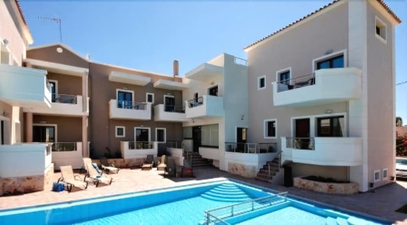 Imagen de la piscina del Hotel Theros, Kolymbari. Foto 17