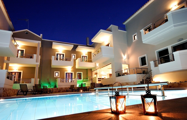 Imagen de la piscina del Hotel Theros, Kolymbari. Foto 19