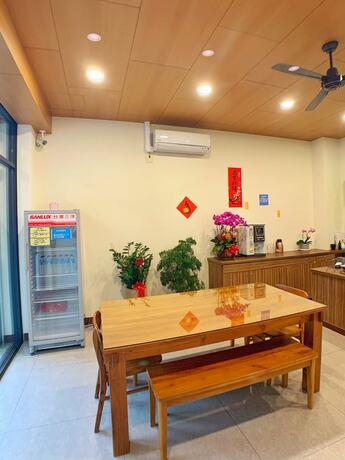 Imagen general del Hotel Thesunny. Foto 10