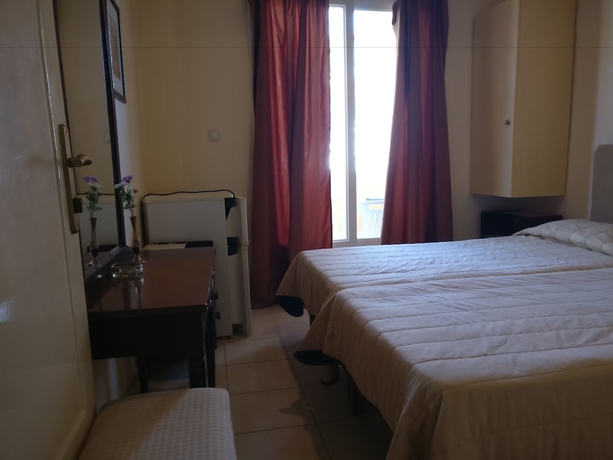 Imagen de la habitación del Hotel Thetis. Foto 15