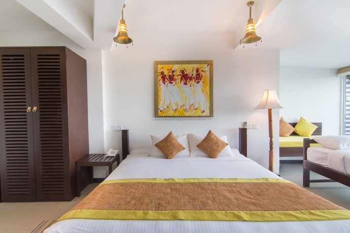 Imagen de la habitación del Hotel Theva Residency. Foto 3