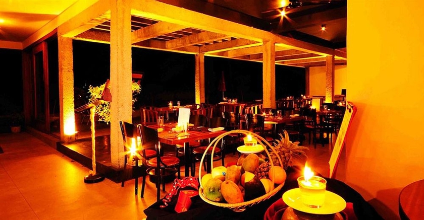 Imagen del bar/restaurante del Hotel Thilanka. Foto 1