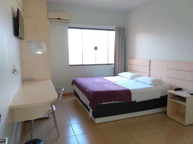 Imagen de la habitación del Hotel Thile Park. Foto 11