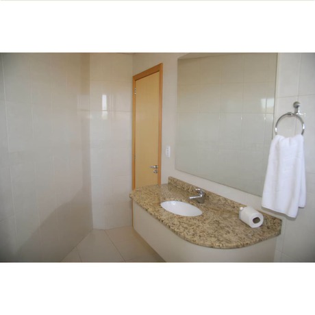 Imagen de la habitación del Hotel Thile Park. Foto 13