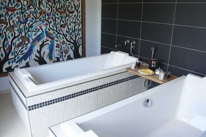 Imagen de la piscina del Hotel Thinggaard. Foto 16