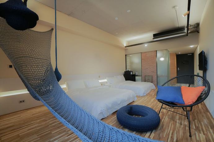 Imagen de la habitación del Hotel Thinker Hotel. Foto 5