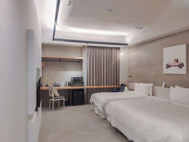 Imagen de la habitación del Hotel Thinker Hotel. Foto 8