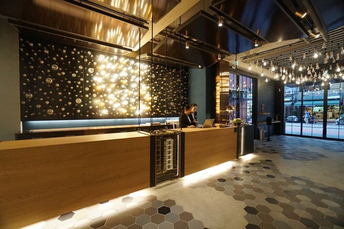 Imagen de los interiores del Hotel Thinker Hotel. Foto 20