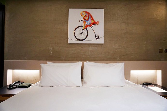 Imagen de la habitación del Hotel Thinker Hotel. Foto 12