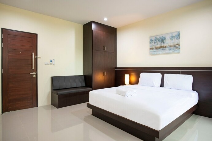 Imagen de la habitación del Hotel Thip Thip. Foto 17