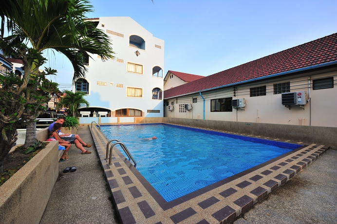 Imagen de la piscina del Hotel Thipurai Beach Annex. Foto 16