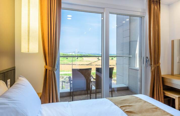 Imagen general del Hotel Thira, Seongsan-eup. Foto 8