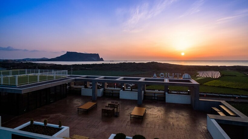 Imagen general del Hotel Thira, Seongsan-eup. Foto 1