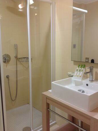 Imagen de la habitación del Hotel Thirides Beach Resort. Foto 12