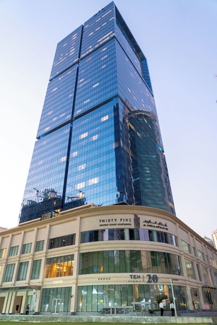 Imagen general del Hotel Thirty Five Westbay Luxury Apartments. Foto 1