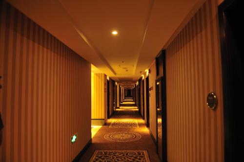 Imagen general del Hotel Thirty Six Mountain. Foto 7