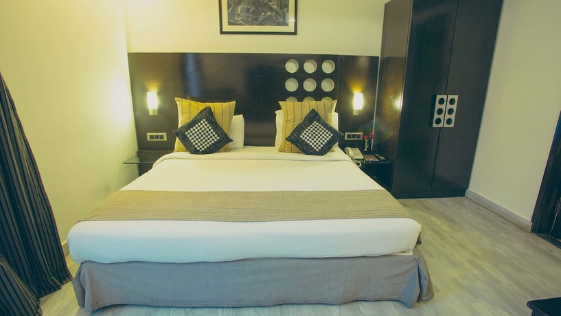 Imagen de la habitación del Hotel Thirty Three. Foto 7