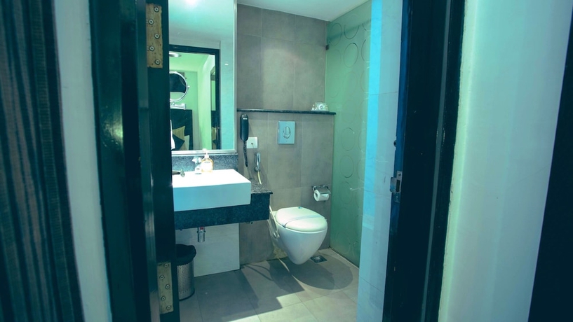 Imagen de la habitación del Hotel Thirty Three. Foto 11