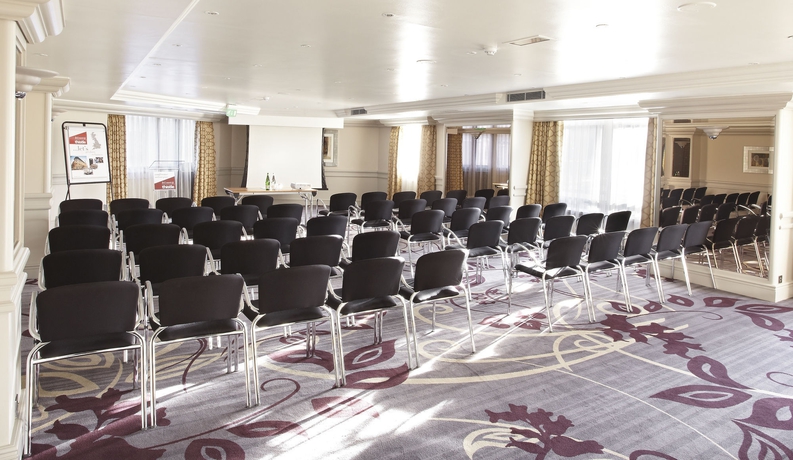 Imagen de los interiores del Hotel Thistle Euston. Foto 15