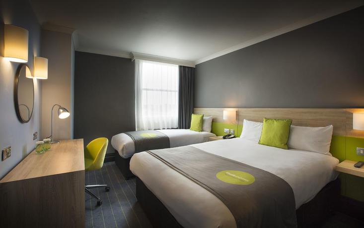 Imagen de la habitación del Hotel Thistle Express London Luton. Foto 8