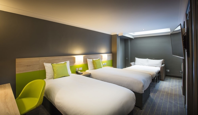 Imagen de la habitación del Hotel Thistle Express Swindon. Foto 8