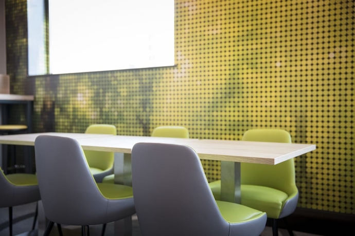 Imagen de los interiores del Hotel Thistle Express Swindon. Foto 16