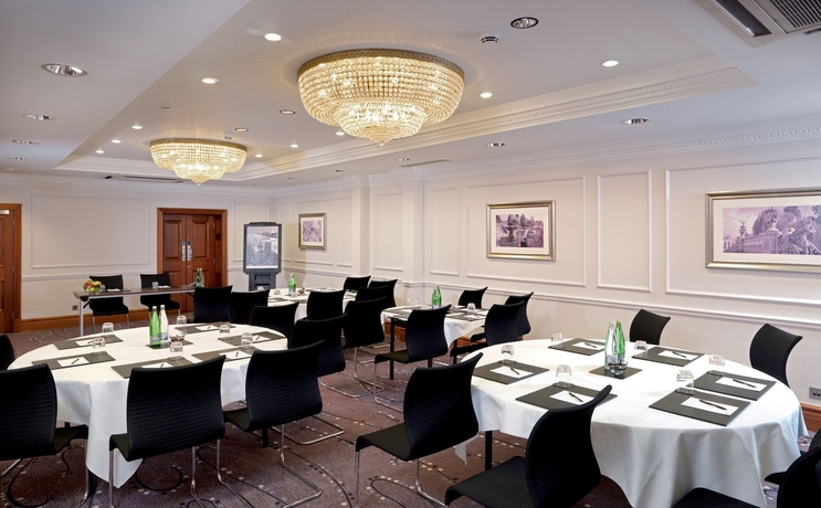 Imagen de los interiores del Hotel Thistle Holborn. Foto 12