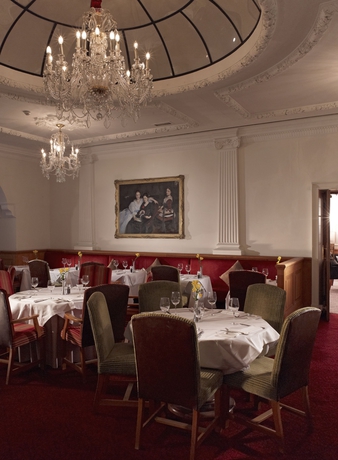 Imagen del bar/restaurante del Hotel Thistle London Hyde Park Lancaster Gate. Foto 2