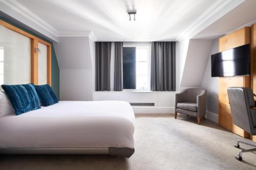 Imagen de la habitación del Hotel Thistle London Park Lane. Foto 3