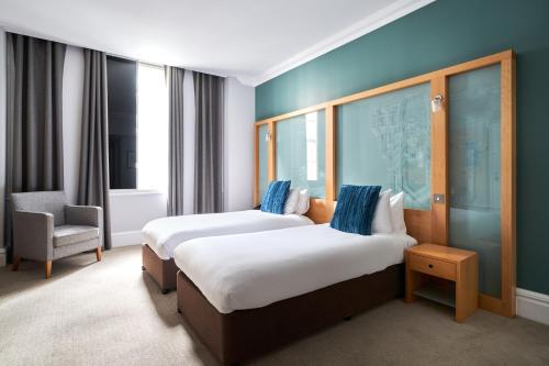 Imagen de la habitación del Hotel Thistle London Park Lane. Foto 4