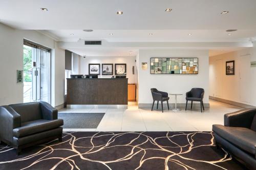 Imagen de los interiores del Hotel Thistle London Park Lane. Foto 6