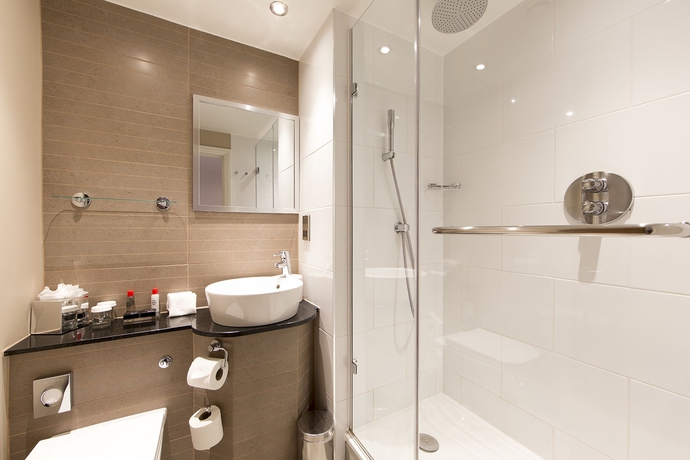 Imagen de la habitación del Hotel Thistle London Piccadilly. Foto 7