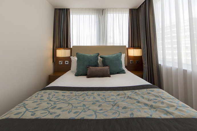 Imagen de la habitación del Hotel Thistle London Trafalgar Square. Foto 12