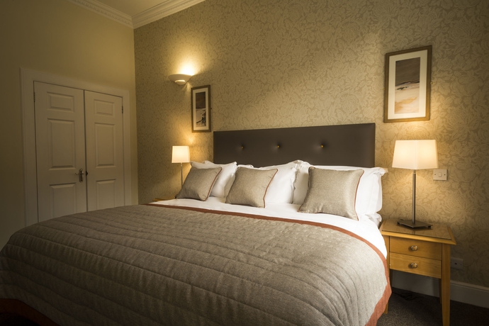 Imagen de la habitación del Hotel Thistle Suites Royal Garden. Foto 10